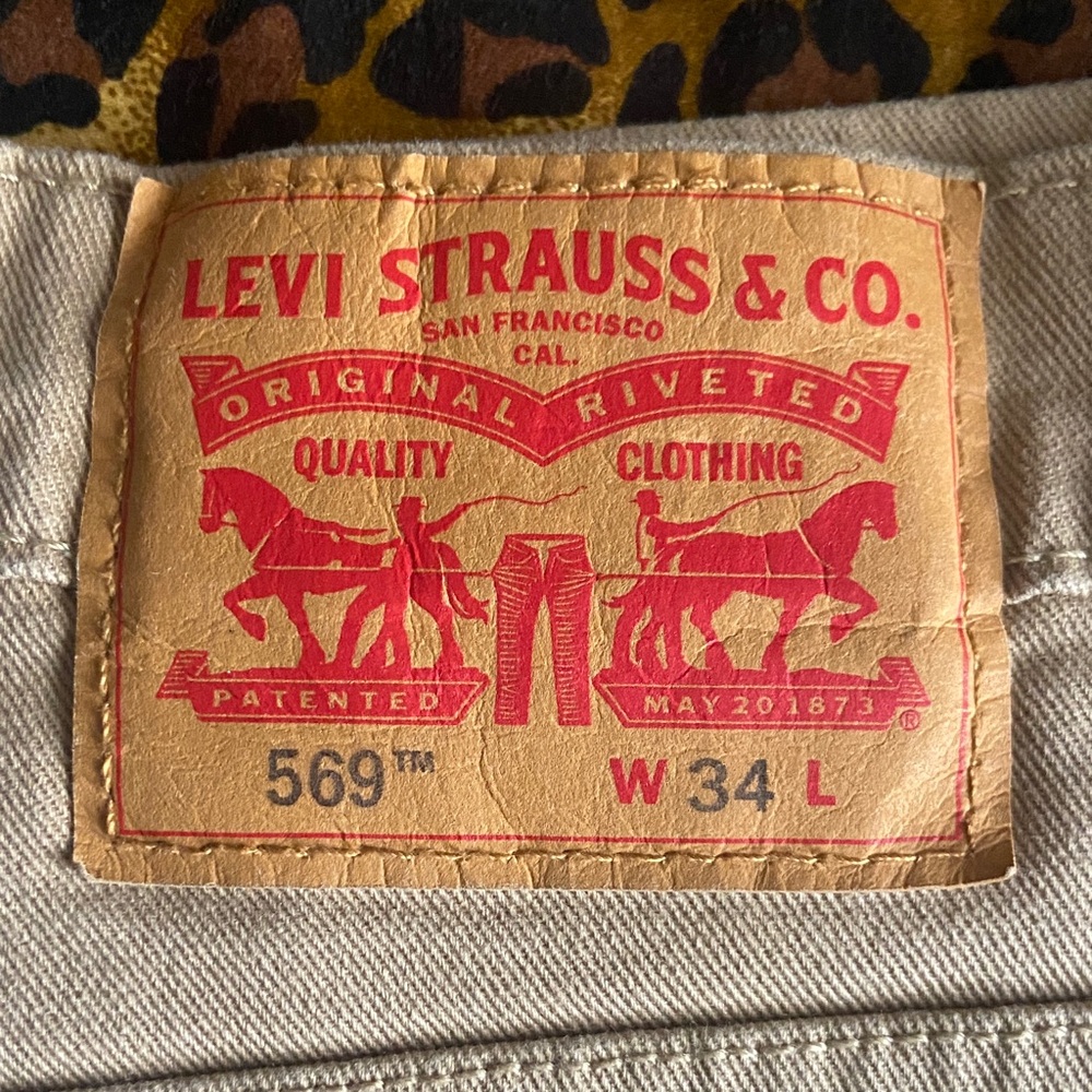 Levi Strauss & Co. 569 Beige Jeans Shorts